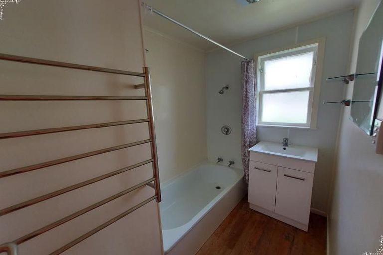 Photo of property in 13 Cambridge Street, Te Kamo, Whangarei, 0112