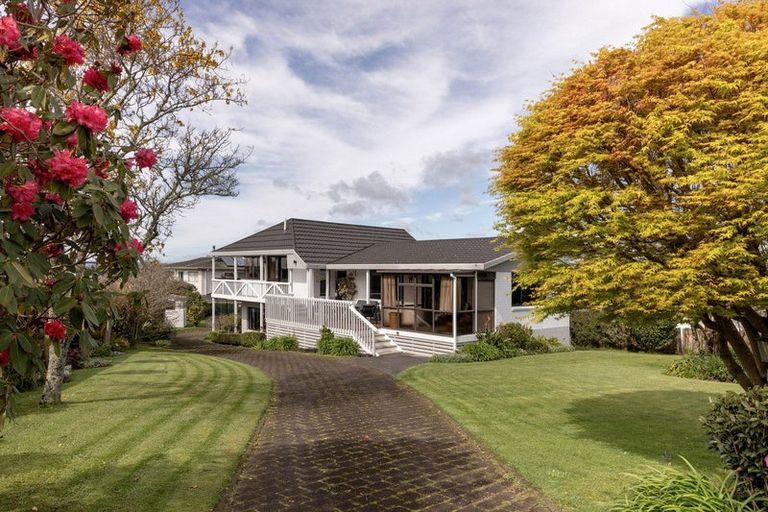 Photo of property in 103 Harbour View Road, Omokoroa, 3114