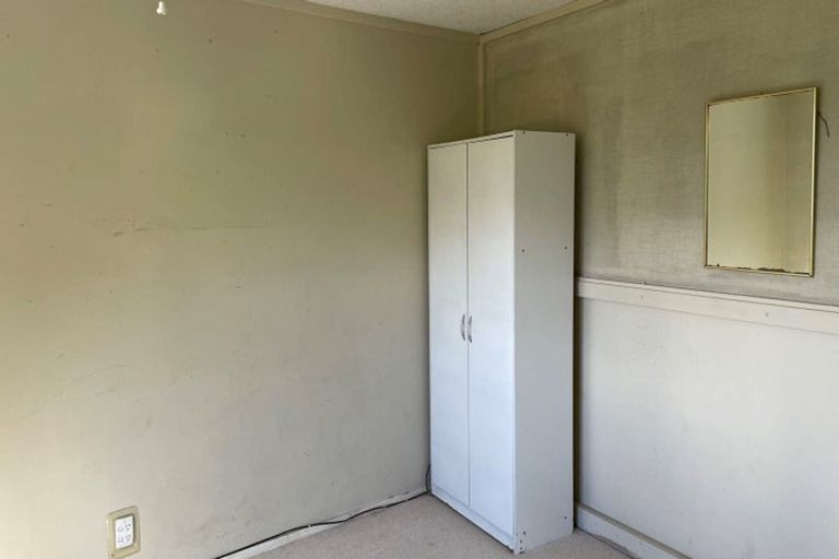 Photo of property in 27 Stottholm Road, Titirangi, Auckland, 0604