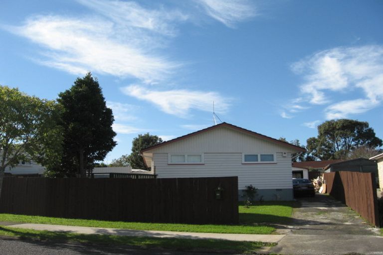 Photo of property in 29 Megan Avenue, Pakuranga Heights, Auckland, 2010