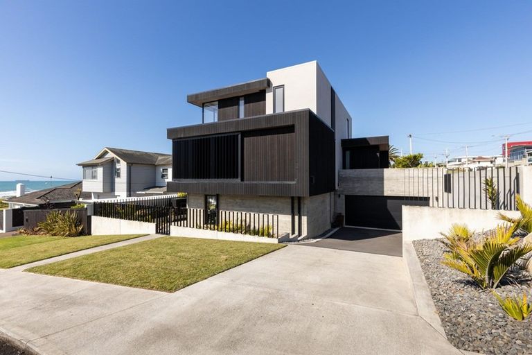 Photo of property in 5 Seaton Street, Strandon, New Plymouth, 4312