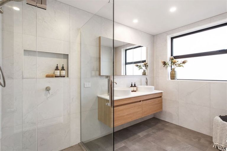 Photo of property in 22a Wroxton Terrace, Merivale, Christchurch, 8014