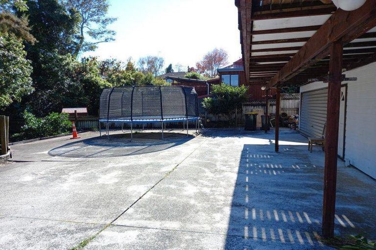 Photo of property in 50 Eugenia Rise, Totara Heights, Auckland, 2105