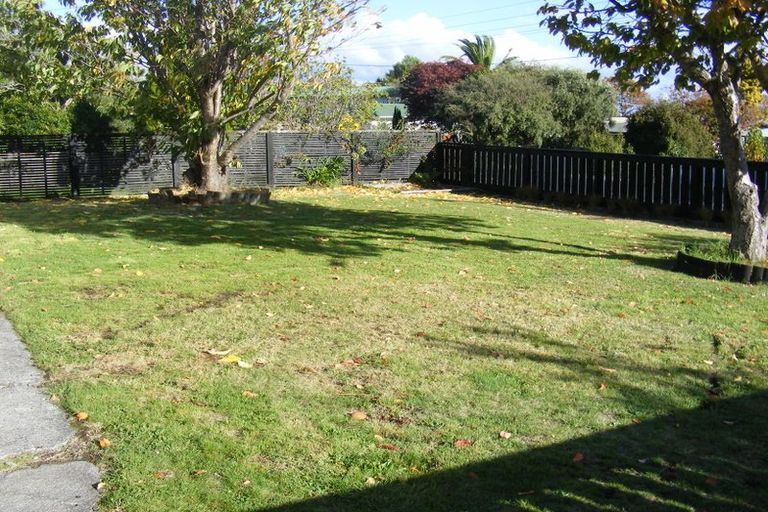 Photo of property in 2/14 Tamatea Road, Taupo, 3330