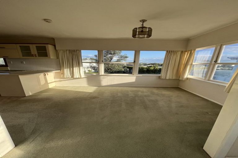 Photo of property in 17a Gulf Crest, Bucklands Beach, Auckland, 2012
