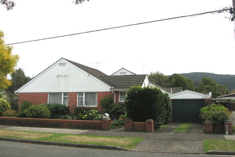 Photo of property in 1/30 Marion Street, Silverstream, Upper Hutt, 5019