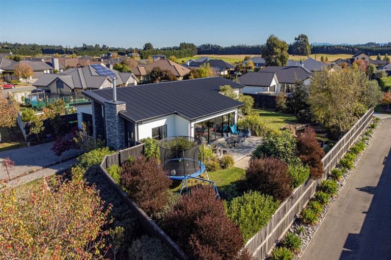 Photo of property in 9 Shona Lane, West Melton, 7618