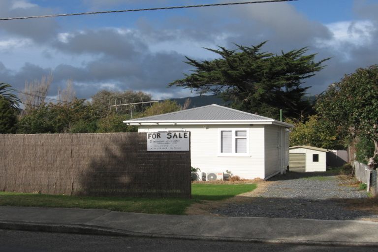 Photo of property in 64 Kiwi Road, Raumati Beach, Paraparaumu, 5032