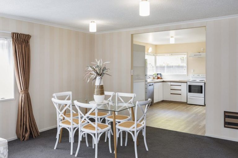 Photo of property in 1/5 Chokebore Place, Sockburn, Christchurch, 8042