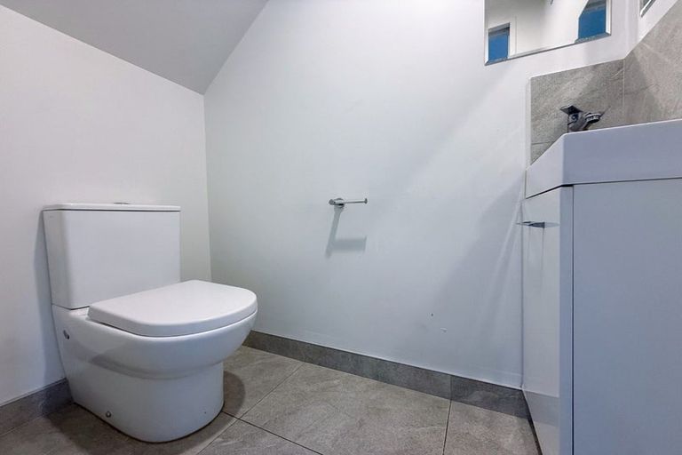 Photo of property in 17 Kaha Road, Takanini, 2110