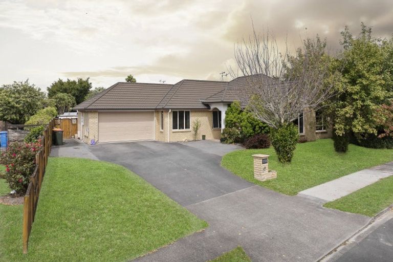 Photo of property in 48 Farringdon Avenue, Rototuna North, Hamilton, 3210