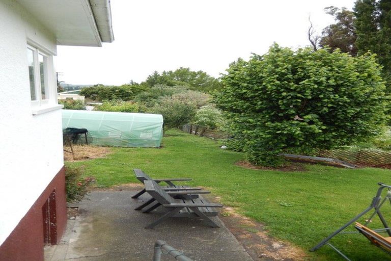 Photo of property in 98 Cheviot Street, Roxburgh, 9500