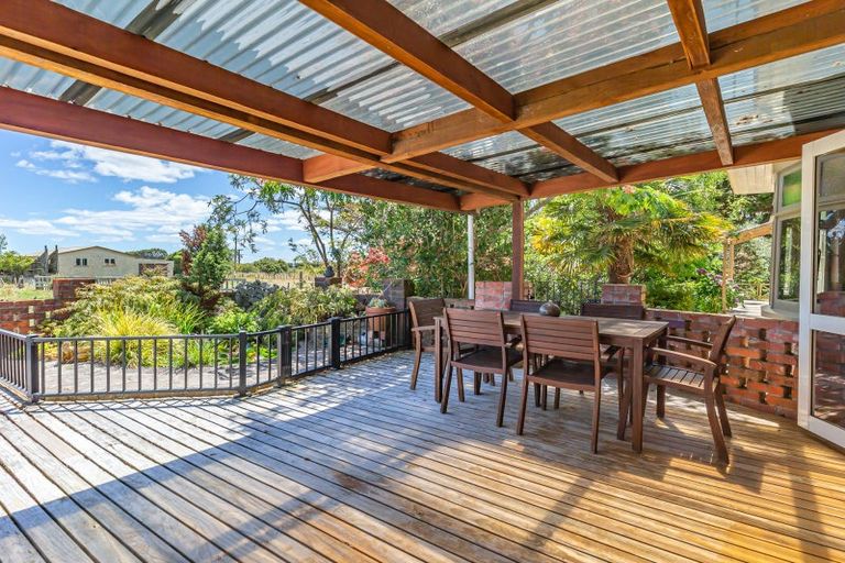 Photo of property in 563 Koputaroa Road, Koputaroa, Levin, 5575