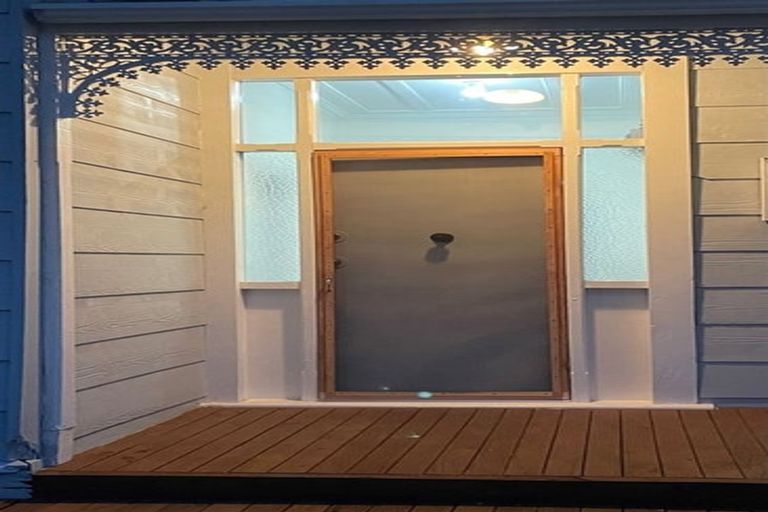 Photo of property in 81 Johnson Street, Milton, 9220