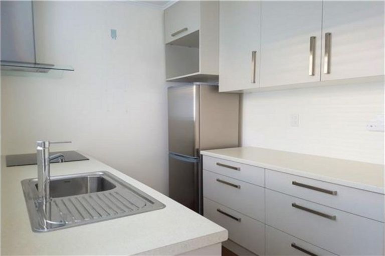 Photo of property in 2/3 Holly Road, Merivale, Christchurch, 8014