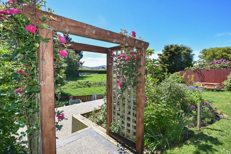 Photo of property in 17 Soper Road, Mosgiel, 9024