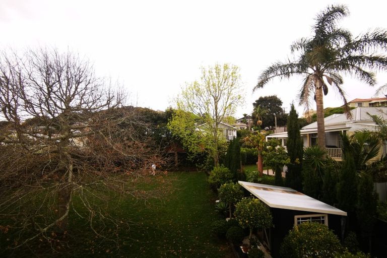 Photo of property in 11b Mays Street, Devonport, Auckland, 0624