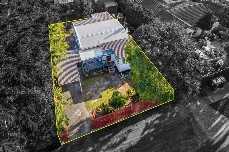 Photo of property in 1/25 Blanes Road, Weymouth, Auckland, 2103