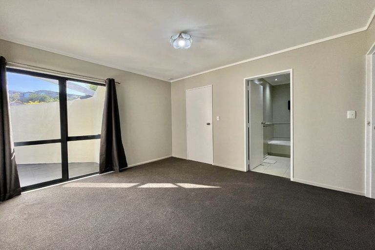 Photo of property in 29 Spyglass Lane, Whitby, Porirua, 5024