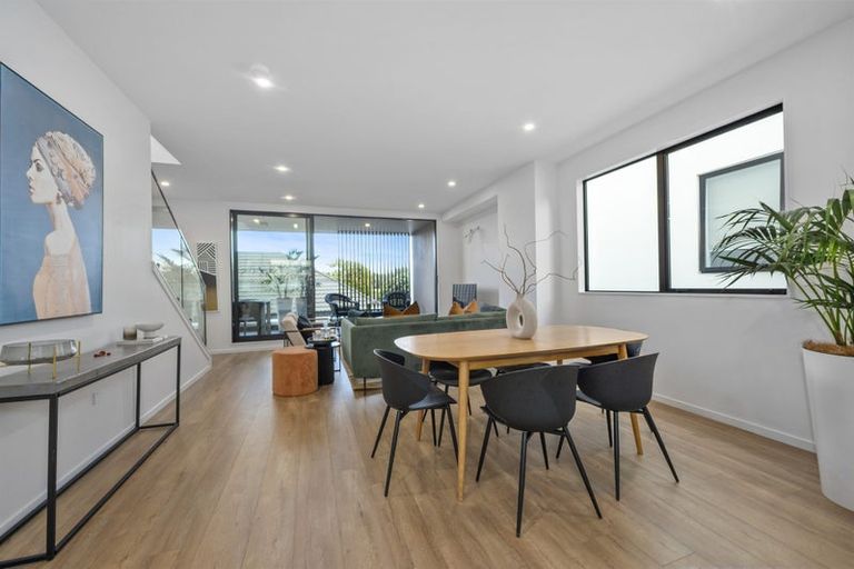 Photo of property in 4/45 Anzac Street, Takapuna, Auckland, 0622