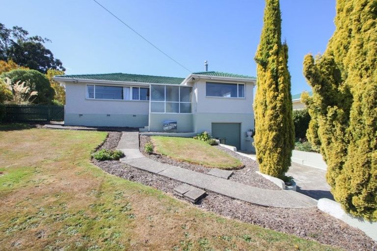 Photo of property in 8 Oxford Street, Holmes Hill, Oamaru, 9401