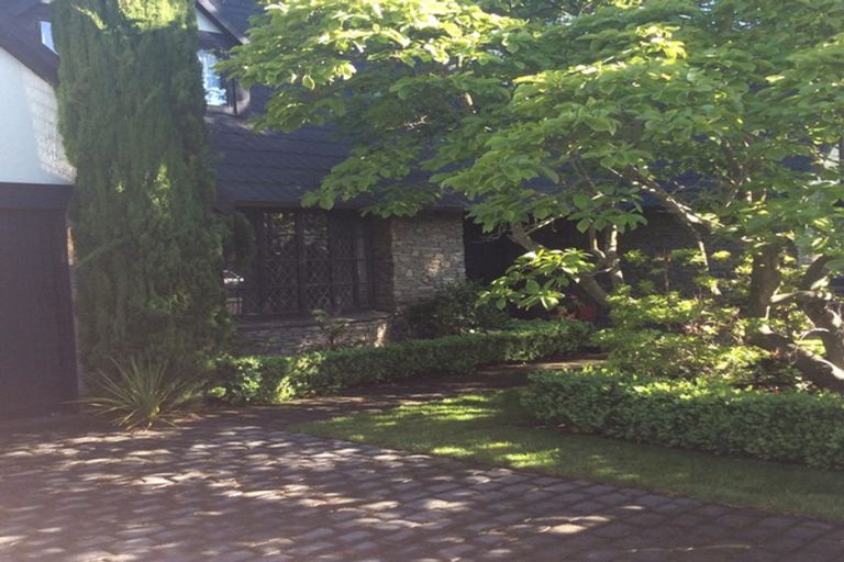 Photo of property in 2 Mcdougall Avenue, St Albans, Christchurch, 8014