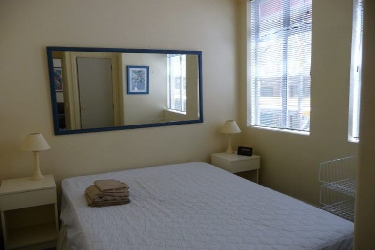 Photo of property in Kelvin House, 1a/16 The Terrace, Wellington Central, Wellington, 6011
