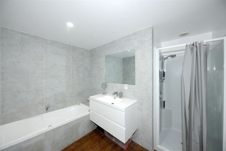 Photo of property in 309 Eastern Terrace, Sydenham, Christchurch, 8023