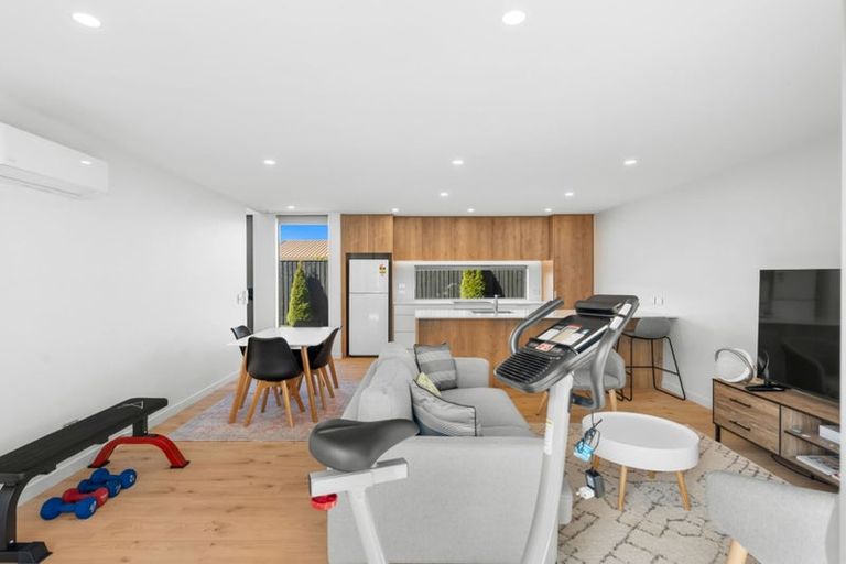 Photo of property in 4/43 Maxwell Street, Riccarton, Christchurch, 8041