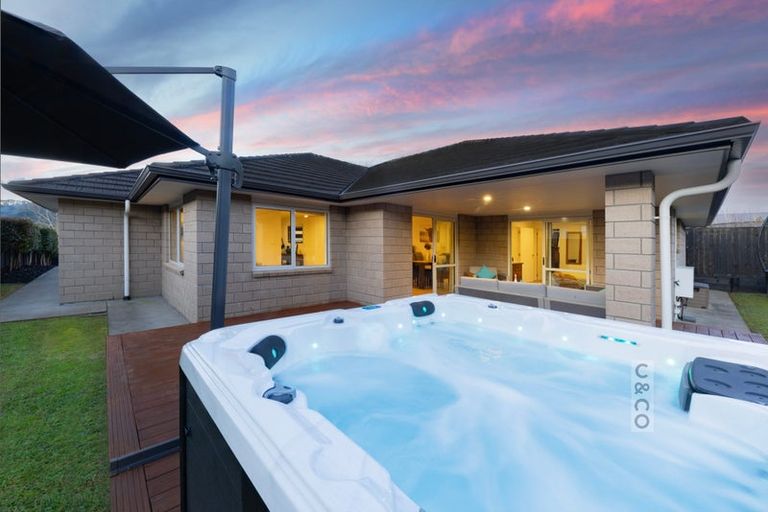 Photo of property in 38 Maude Street, Riverhead, 0820