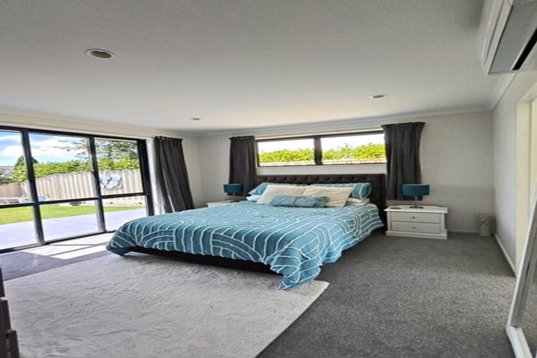 Photo of property in 10 Amner Place, Havelock North, 4130