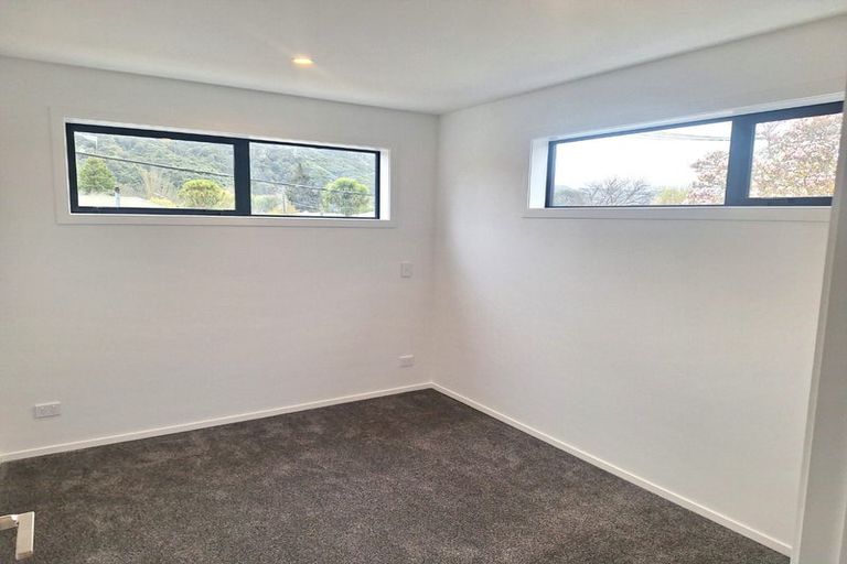 Photo of property in 1/6 Victoria Street, Ebdentown, Upper Hutt, 5018