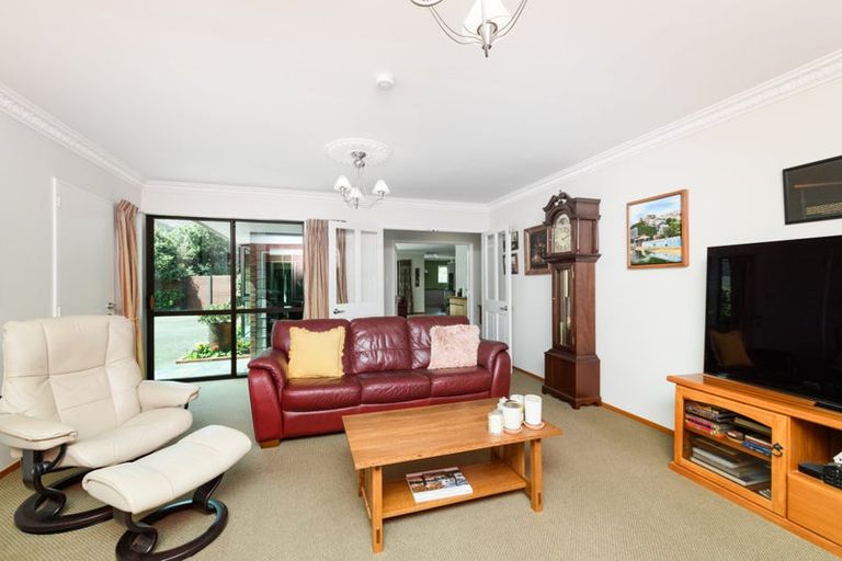 Photo of property in 11 Just Place, West End, Palmerston North, 4410