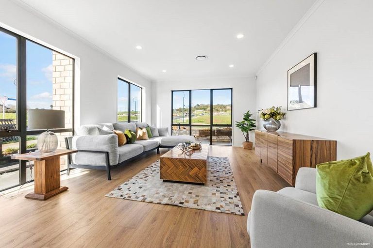 Photo of property in 32 Koromeke Street, Flat Bush, Auckland, 2019