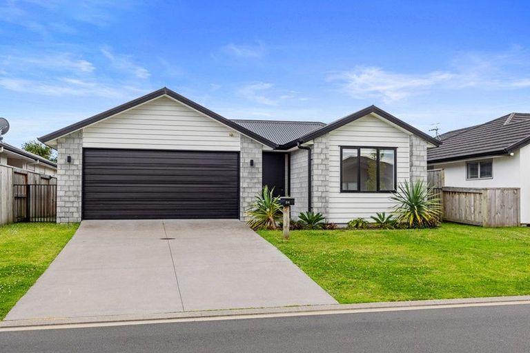 Photo of property in 24 Furlong Road, Papamoa, 3118