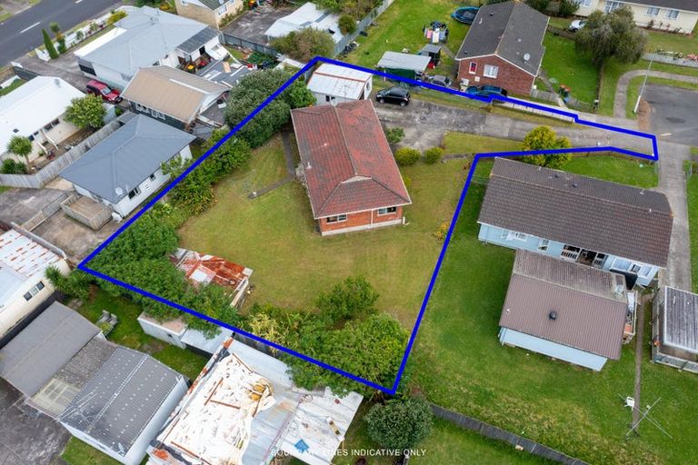 Photo of property in 15 Penderford Place, Mangere East, Auckland, 2024