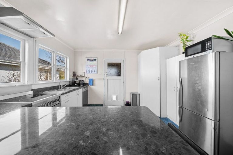 Photo of property in 24 Kuratawhiti Street, Greytown, 5712