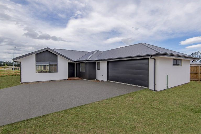 Photo of property in 26 Rosalind Avenue, Darfield, 7510