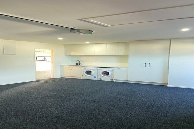 Photo of property in 6 Crosado Place, Rolleston, 7614