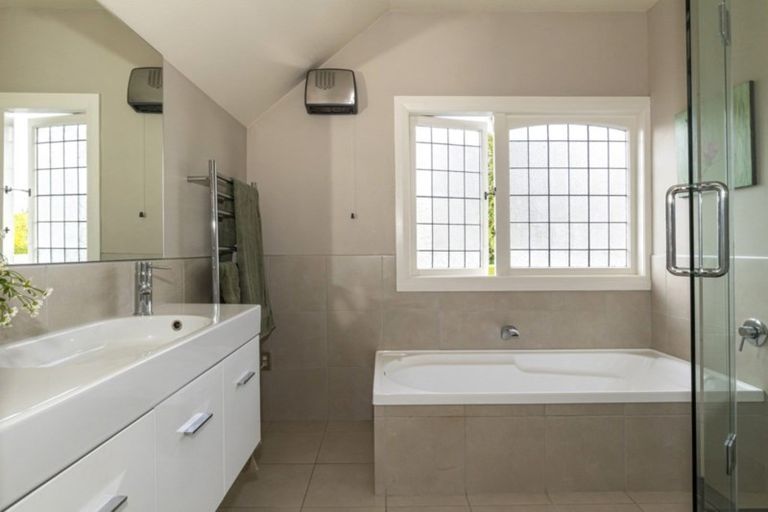 Photo of property in 27 Kitchener Square, Highfield, Timaru, 7910