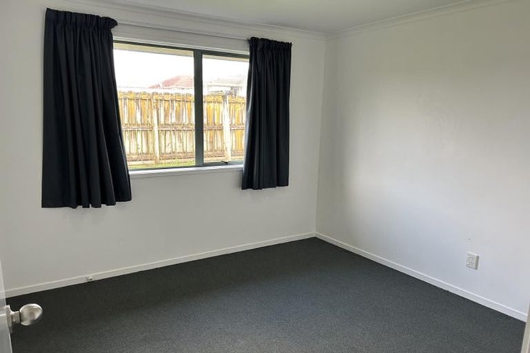 Photo of property in 15a Edinburgh Street, Tuakau, 2121