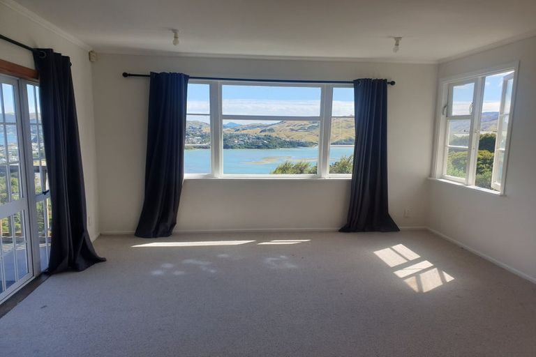 Photo of property in 35 Kahu Road, Paremata, Porirua, 5024