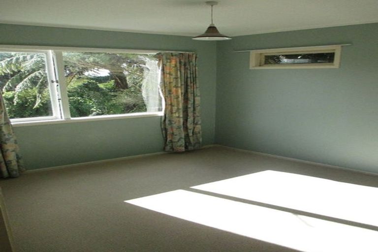 Photo of property in 47b Huntingdon Street, Northland, Wellington, 6012