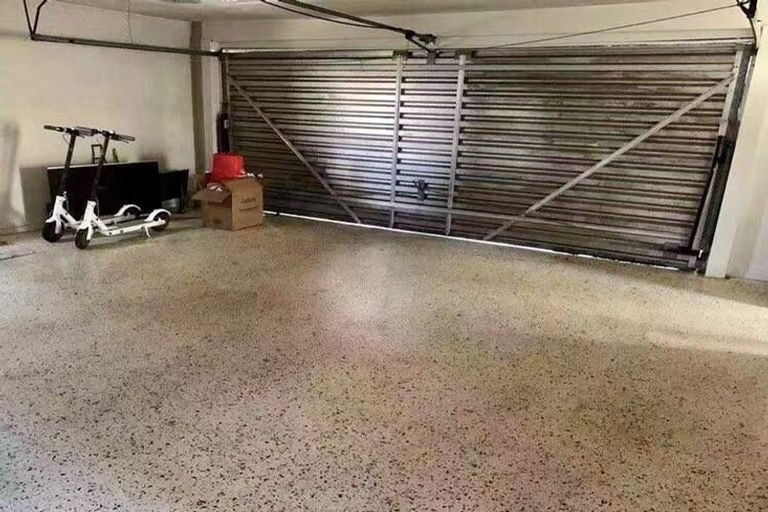 Photo of property in 1/20 Castor Bay Road, Castor Bay, Auckland, 0620