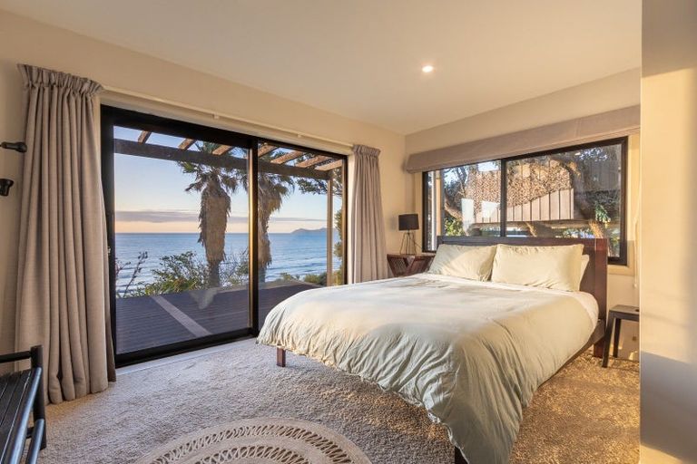 Photo of property in 84 Ames Street, Paekakariki, 5034