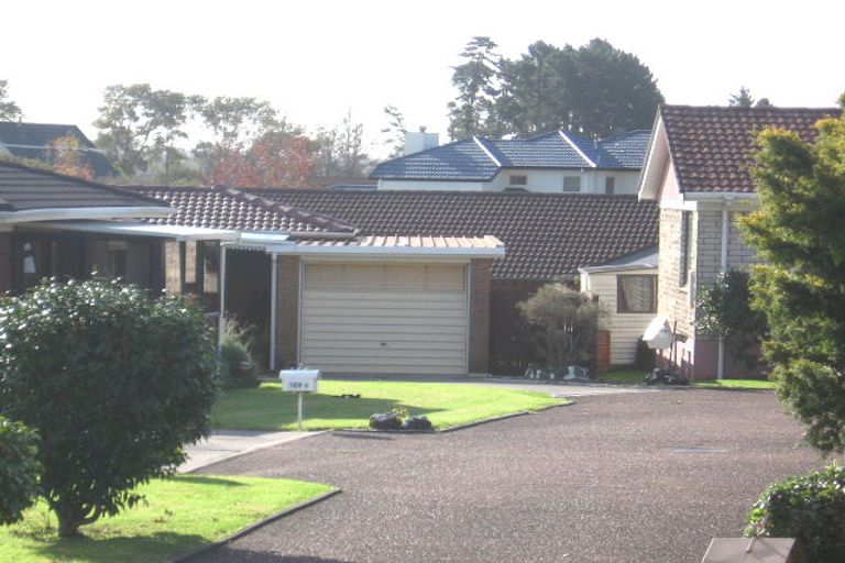 Photo of property in 4/110 Pakuranga Road, Pakuranga, Auckland, 2010