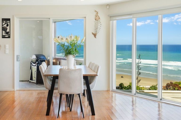 Photo of property in 20 Coates Avenue, Baylys Beach, Dargaville, 0377