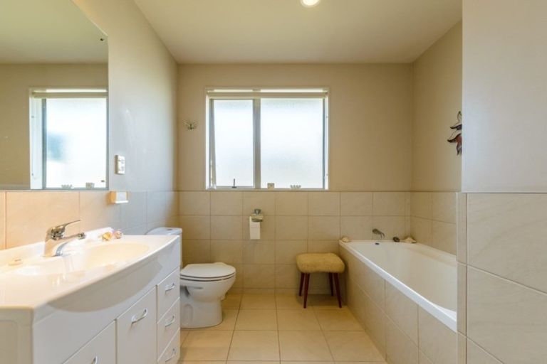 Photo of property in 17 Avening Close, Blenheim, 7201