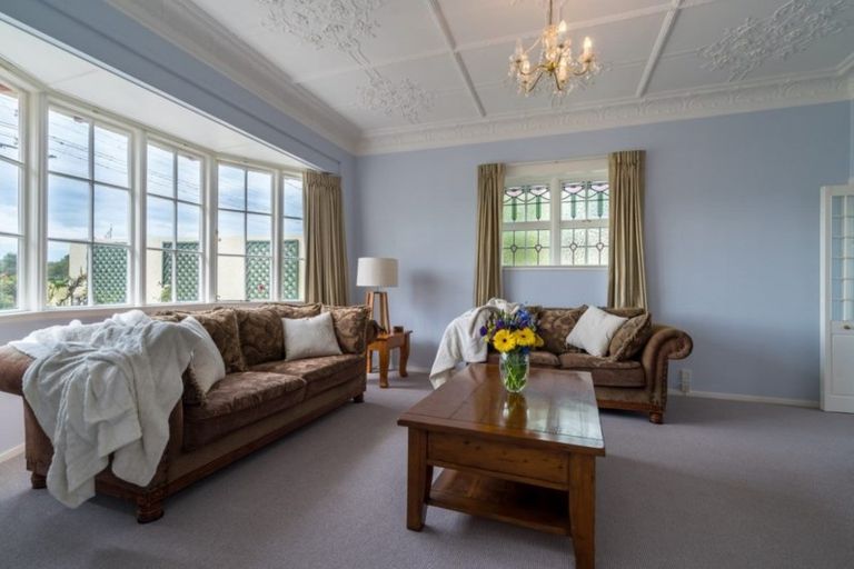 Photo of property in 75 Eglinton Road, Mornington, Dunedin, 9011