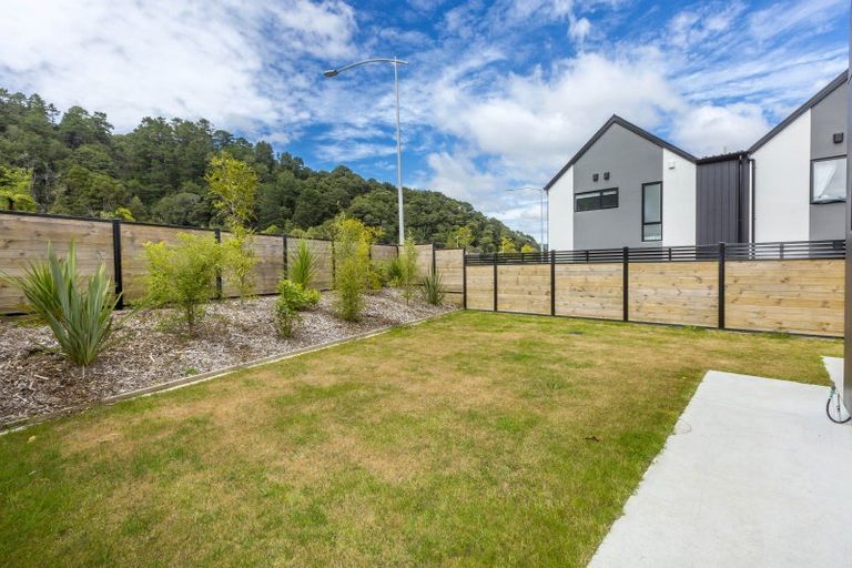 Photo of property in 1 Doug Jensen Street, Wallaceville, Upper Hutt, 5018